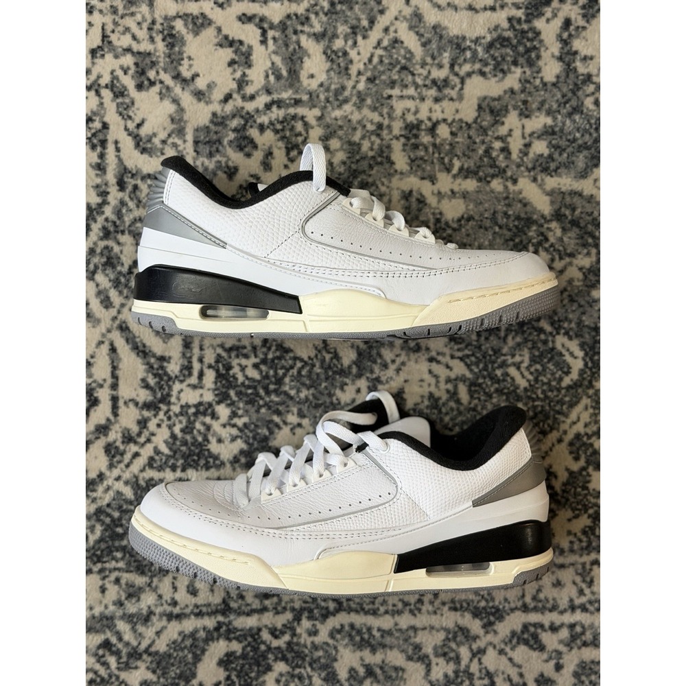 Size 9.5- Air Jordan 2/3 White Black Metallic Silver NDS